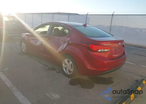 2014 Hyundai Elantra Se z USA, uszkodzony, nr VIN 5NPDH4AE9EH493392